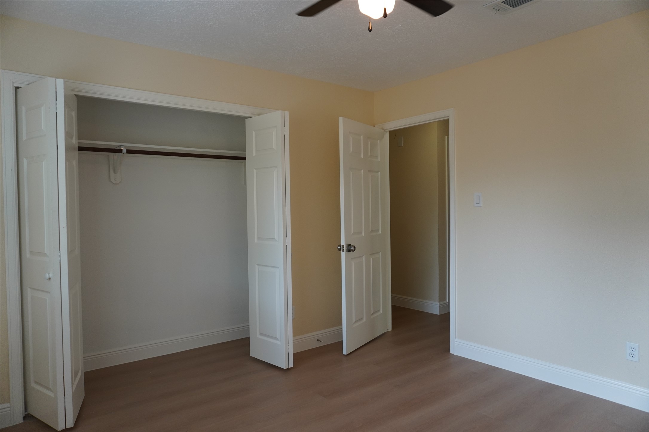 8207 Misty Ridge Lane Houston, TX 77071 - Photo 25 of 27