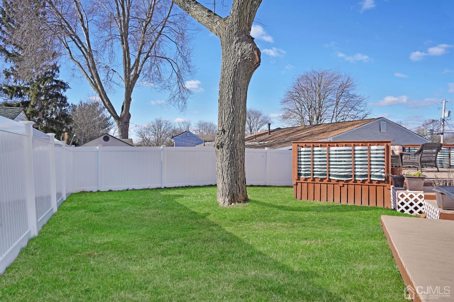17 Bucknell Road Old Bridge, NJ 08859 - Photo 27 of 28 a front view of a house with garden