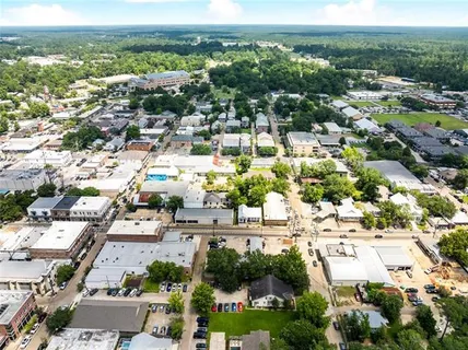 $695,000 | 626 East Boston Street, Covington, LA 70433