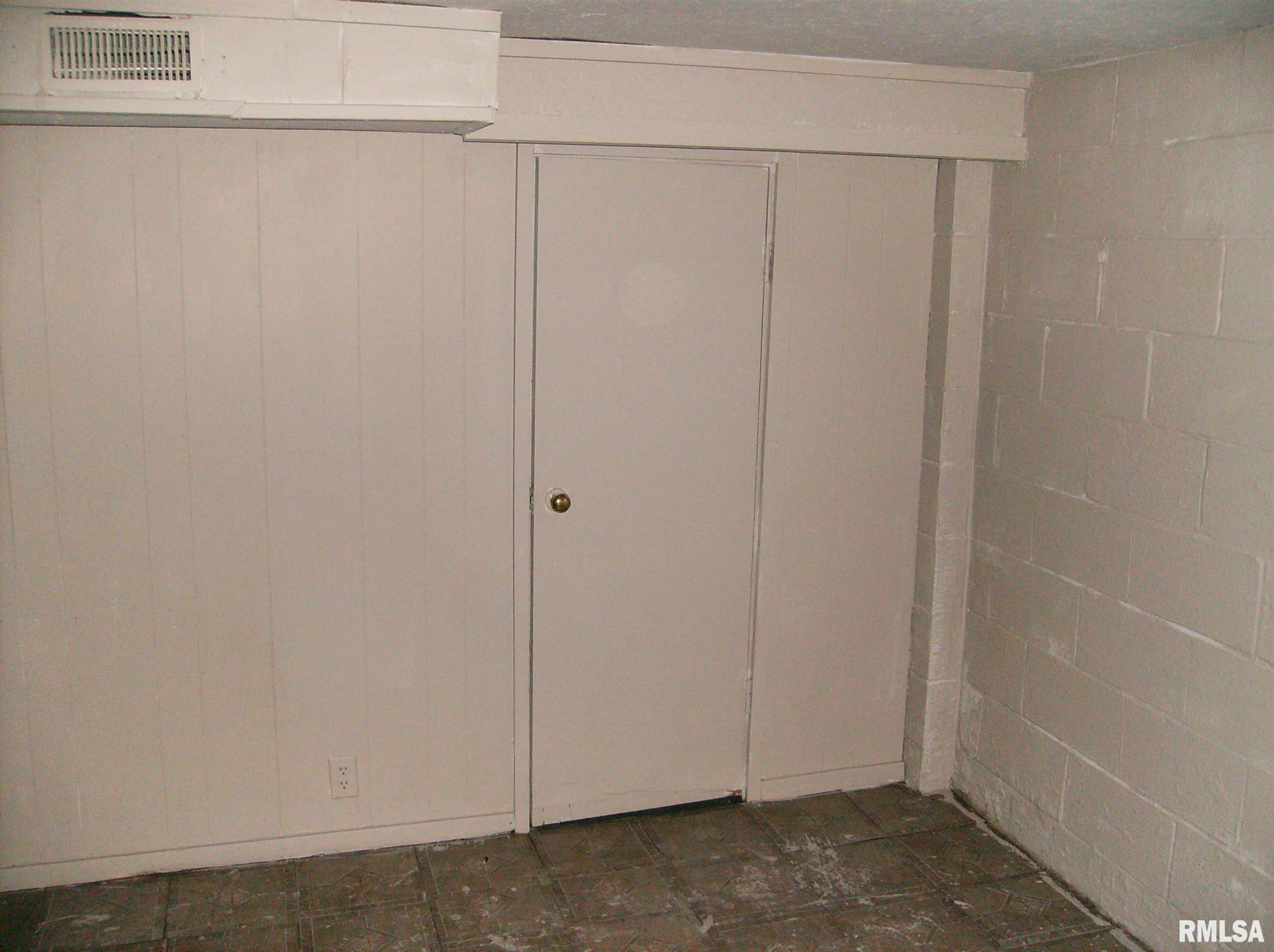 320 South Paul Street Springfield, IL 62703 - Photo 17 of 21 Gallery Image 17