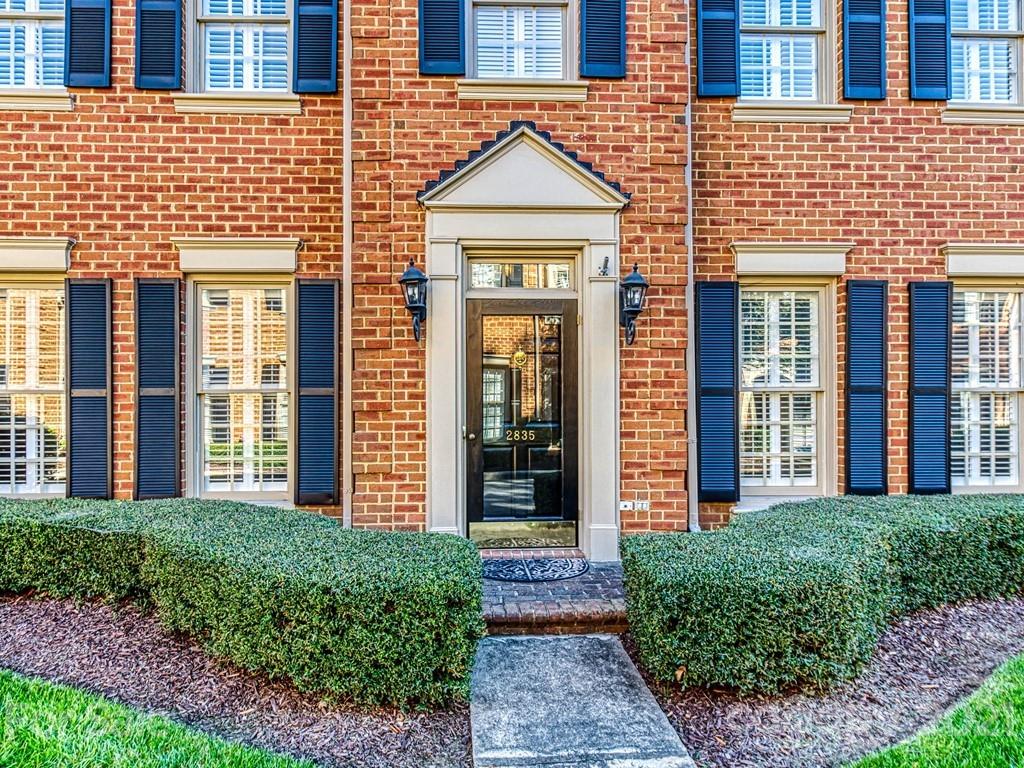 2835 Sharon View Road Charlotte, NC 28210 - Photo 2 of 36 Gallery Image 2