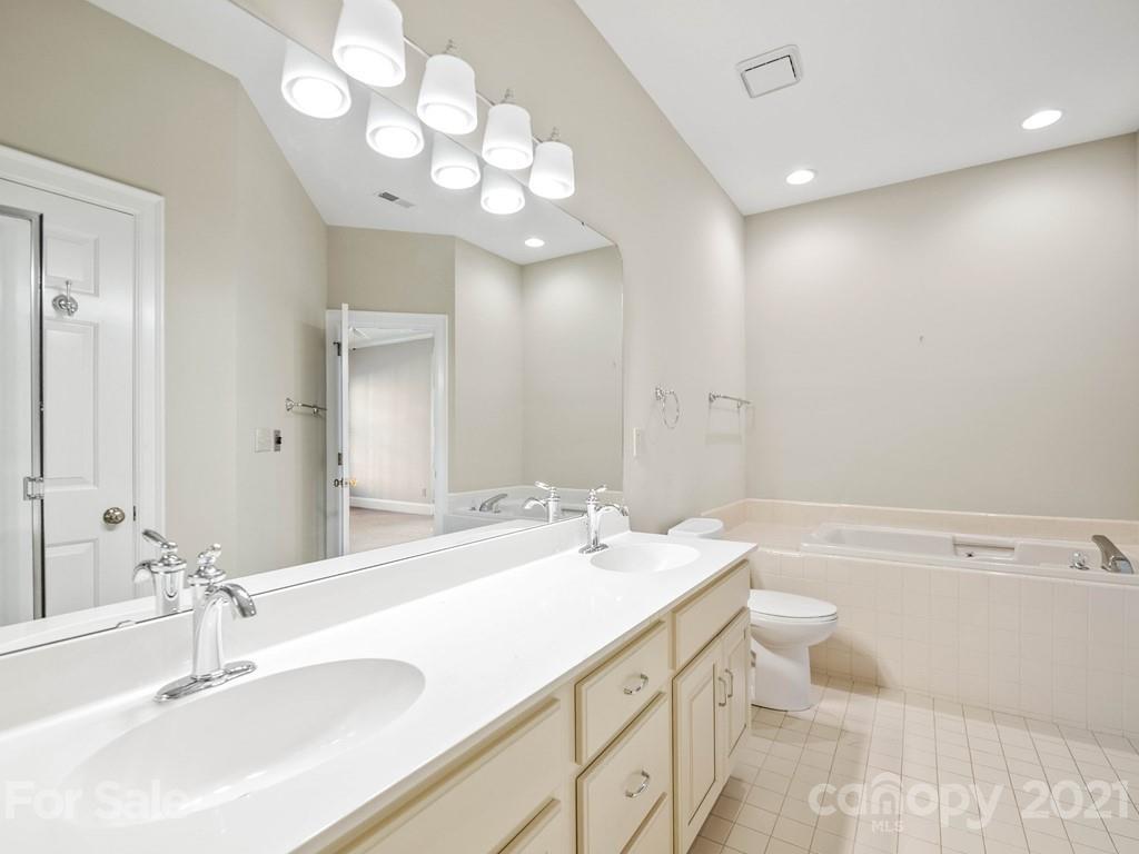 2835 Sharon View Road Charlotte, NC 28210 - Photo 21 of 36 Gallery Image 21