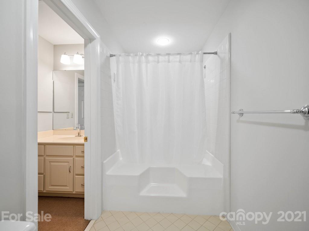 2835 Sharon View Road Charlotte, NC 28210 - Photo 28 of 36 Gallery Image 28