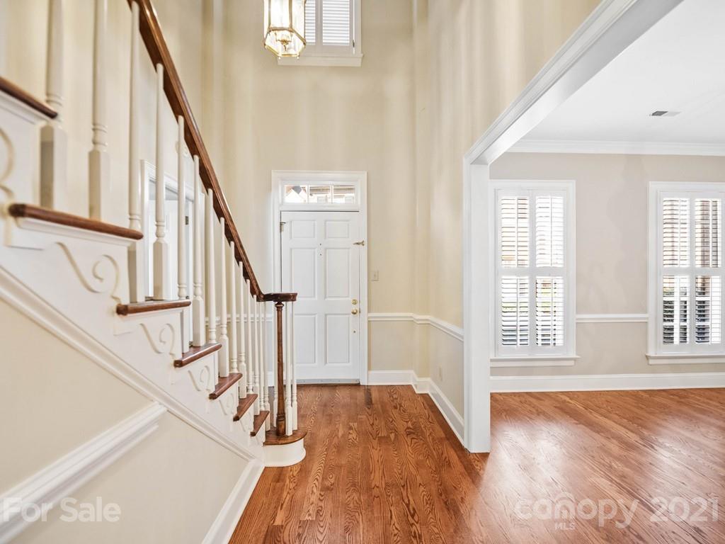 2835 Sharon View Road Charlotte, NC 28210 - Photo 4 of 36 Gallery Image 4