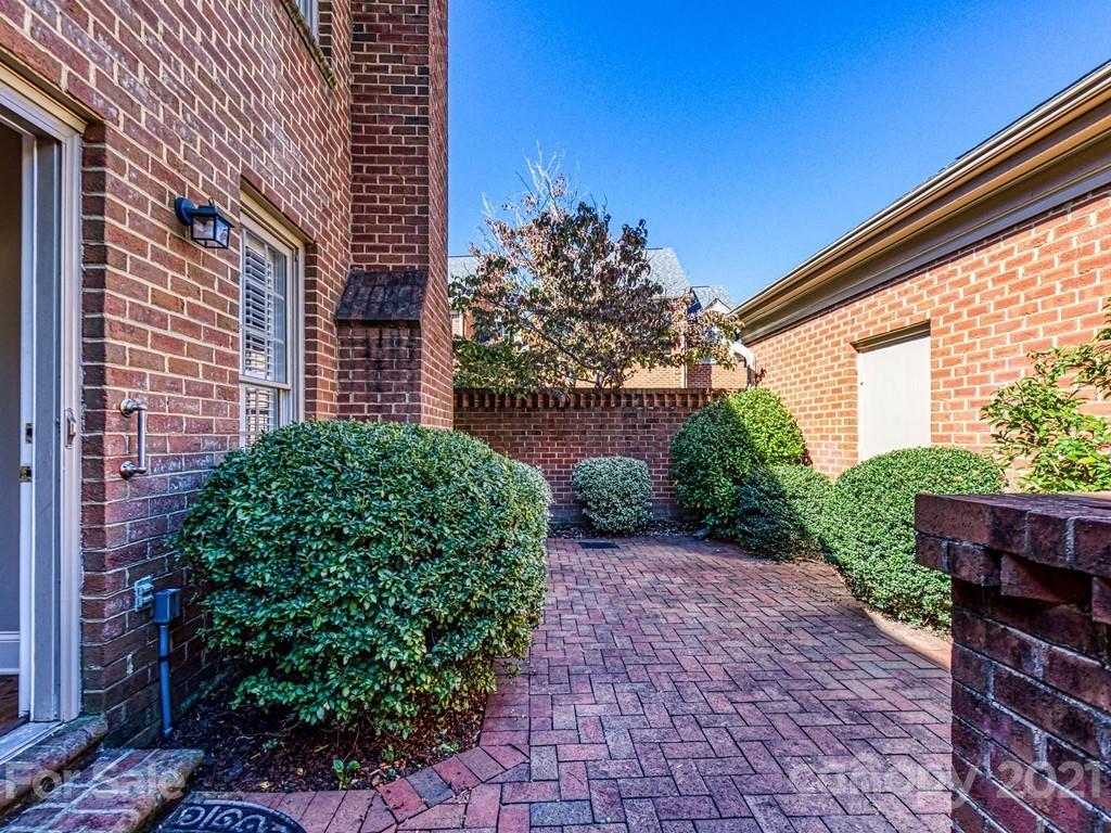 2835 Sharon View Road Charlotte, NC 28210 - Photo 33 of 36 Gallery Image 33