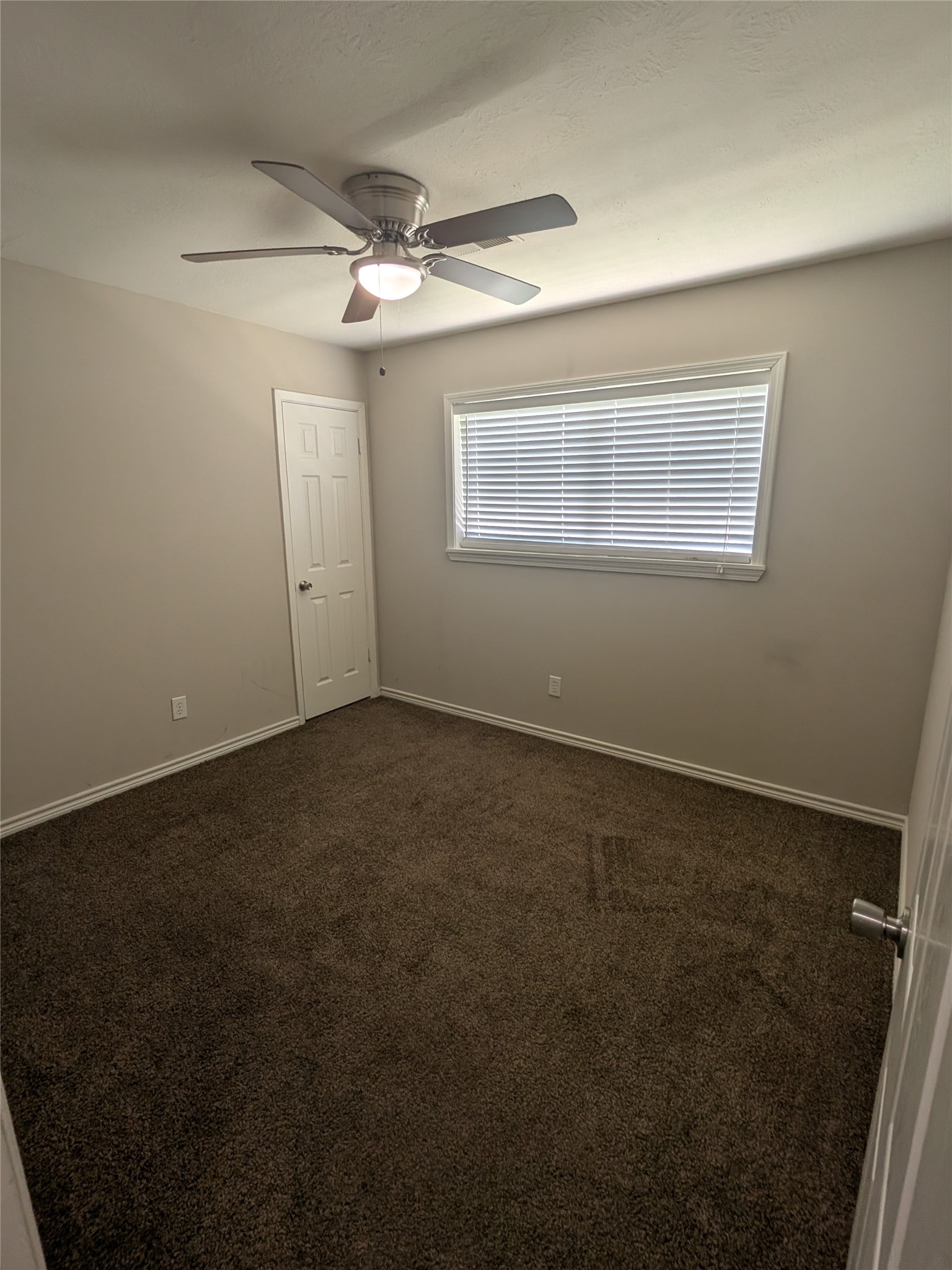 4018 Rosewin Circle Houston, TX 77047 - Photo 6 of 11