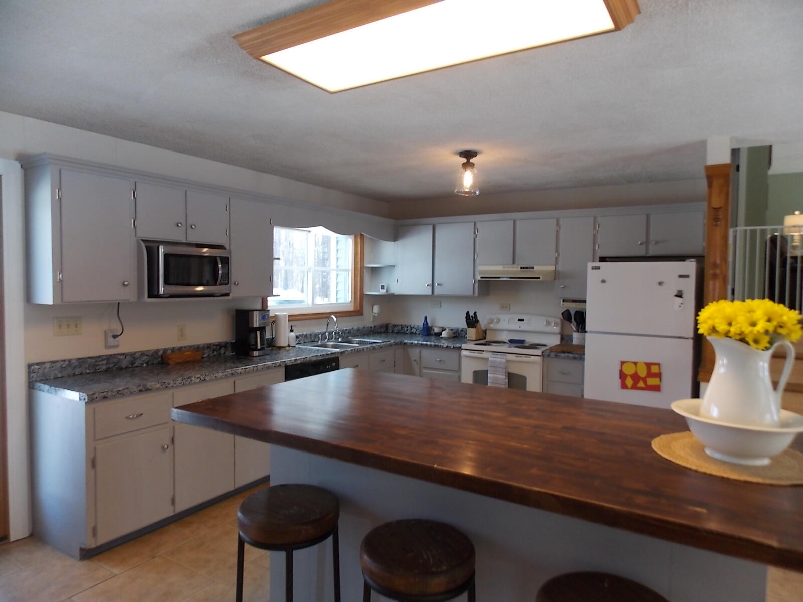 64 Smith Road Anson, ME 04911 - Photo 14 of 47 13