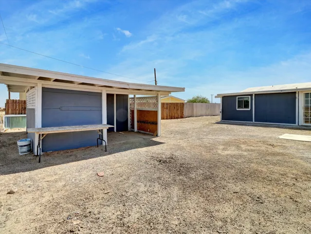$1,950 | 2206 Ocean Side Avenue, Thermal, CA 92274
