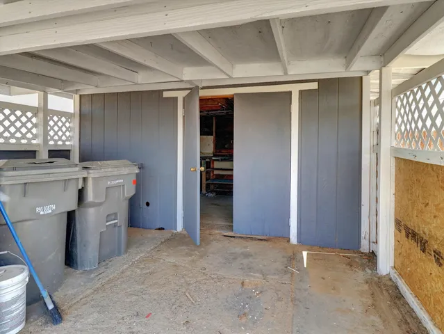 $1,950 | 2206 Ocean Side Avenue, Thermal, CA 92274