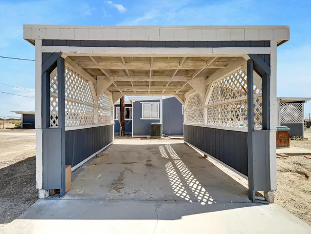 $1,950 | 2206 Ocean Side Avenue, Thermal, CA 92274