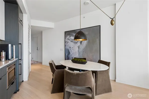 $2,800 | 590 1st Avenue South, Unit 701, Seattle, WA 98104