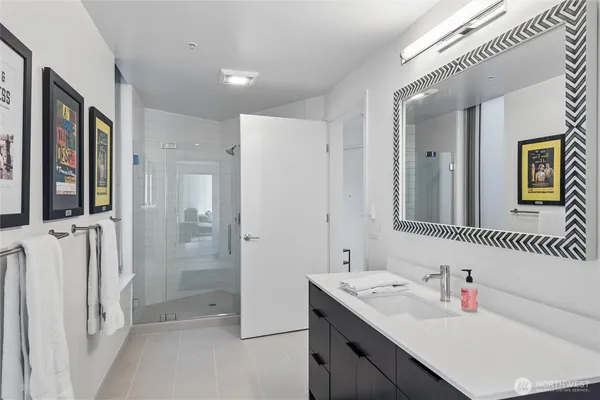$2,800 | 590 1st Avenue South, Unit 701, Seattle, WA 98104