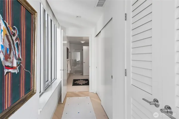 $2,800 | 590 1st Avenue South, Unit 701, Seattle, WA 98104