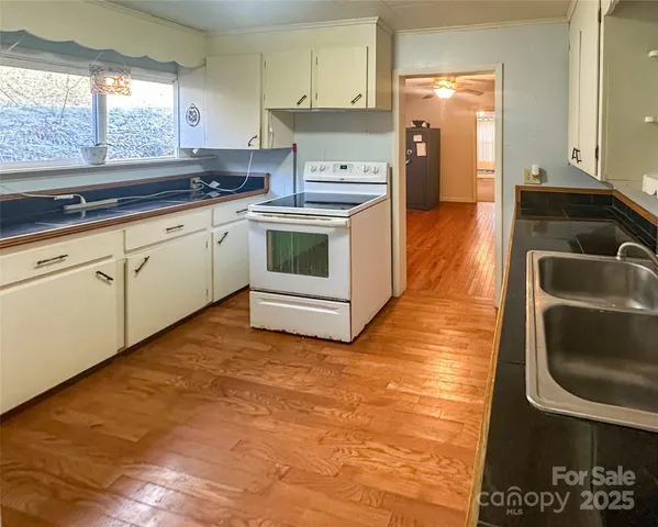 $215,000 | 2812 Bald Mountain Road, Burnsville, NC 28714