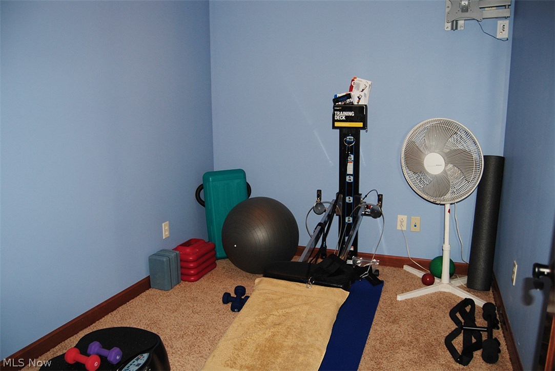 4364 Ridge Crest Drive Akron, OH 44321 - Photo 20 of 25 Gallery Image 20