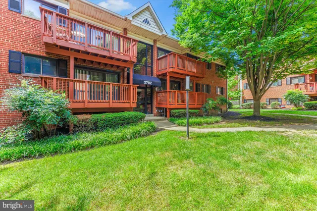 $2,500 | 2702 Dartmouth Road, Unit 7, Alexandria, VA 22314