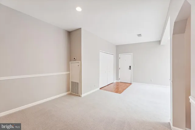 $2,500 | 2702 Dartmouth Road, Unit 7, Alexandria, VA 22314