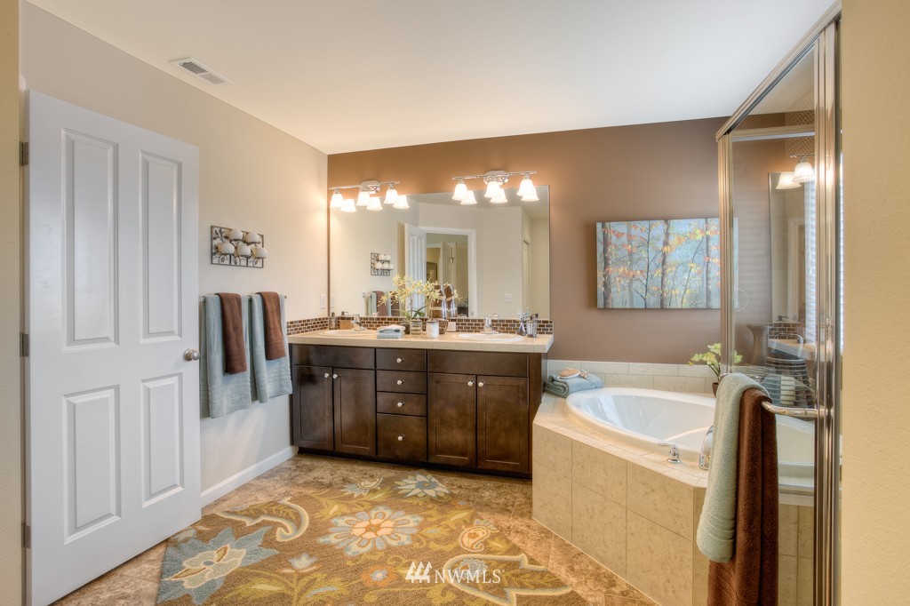 13752 174th Avenue Southeast, Unit 49 Renton, WA 98059 - Photo 13 of 22 Gallery Image 13