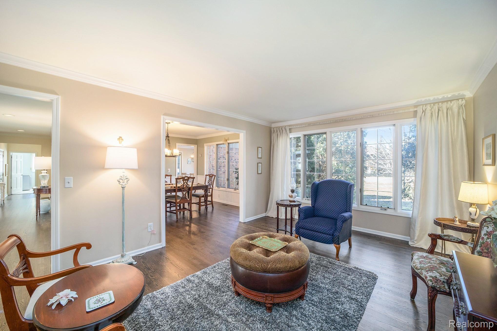 3650 Summit Ridge Drive Rochester, MI 48306 - Photo 5 of 42 3650 Summit Ridge Dr (5).jpg
