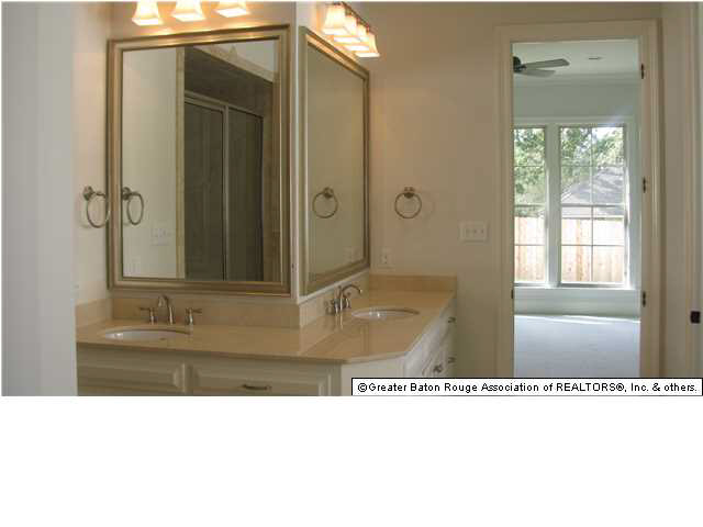 7558 Lane's End Baton Rouge, LA 70810 - Photo 9 of 12 Gallery Image 9