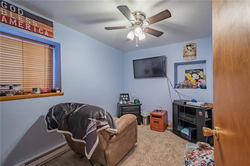 642 Buckeye Tram Road Mount Pleasant, PA 15666 - Photo 13 of 19 Gallery Image 13