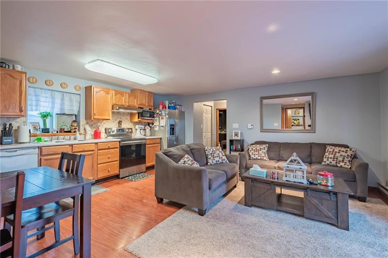 642 Buckeye Tram Road Mount Pleasant, PA 15666 - Photo 5 of 19 Gallery Image 5