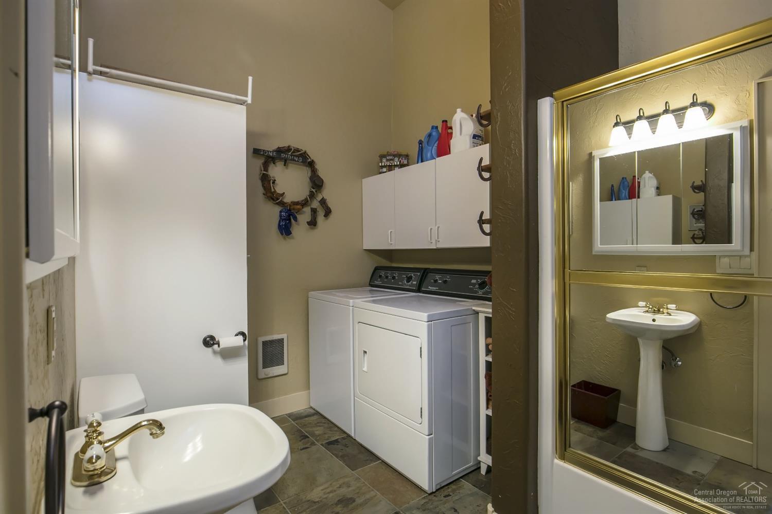 19129 Pinehurst Road Bend, OR 97703 - Photo 15 of 25 Laundry Room/Full Guest Bath.