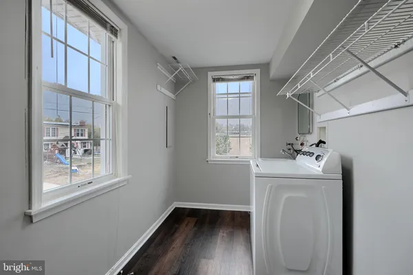 $2,300 | 1727 Magnolia Avenue, Baltimore, MD 21227