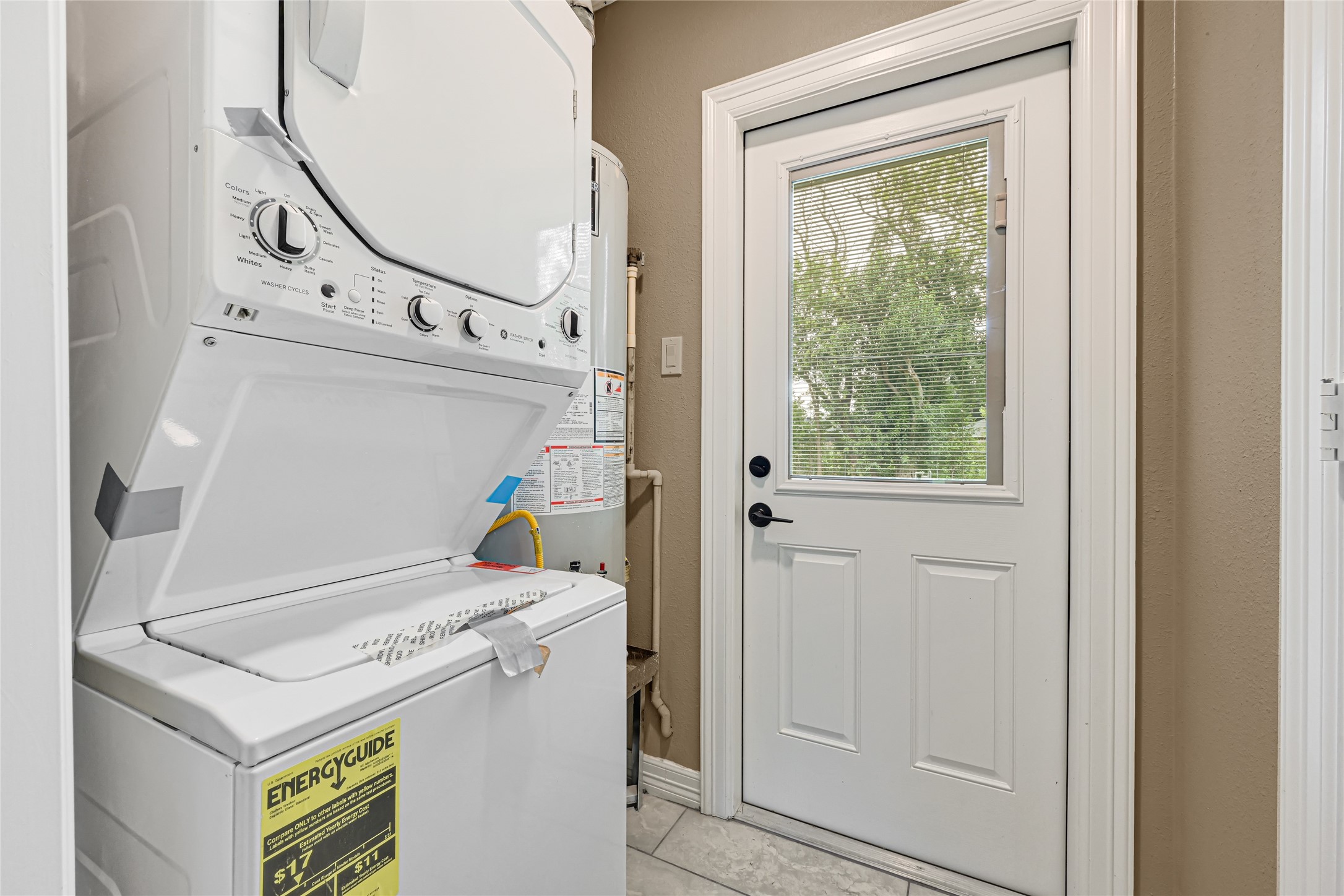 8526 Vennard Road Houston, TX 77034 - Photo 8 of 9