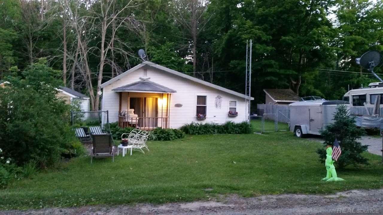 7372 Shoreward Road Lexington, MI 48450 - Photo 4 of 20