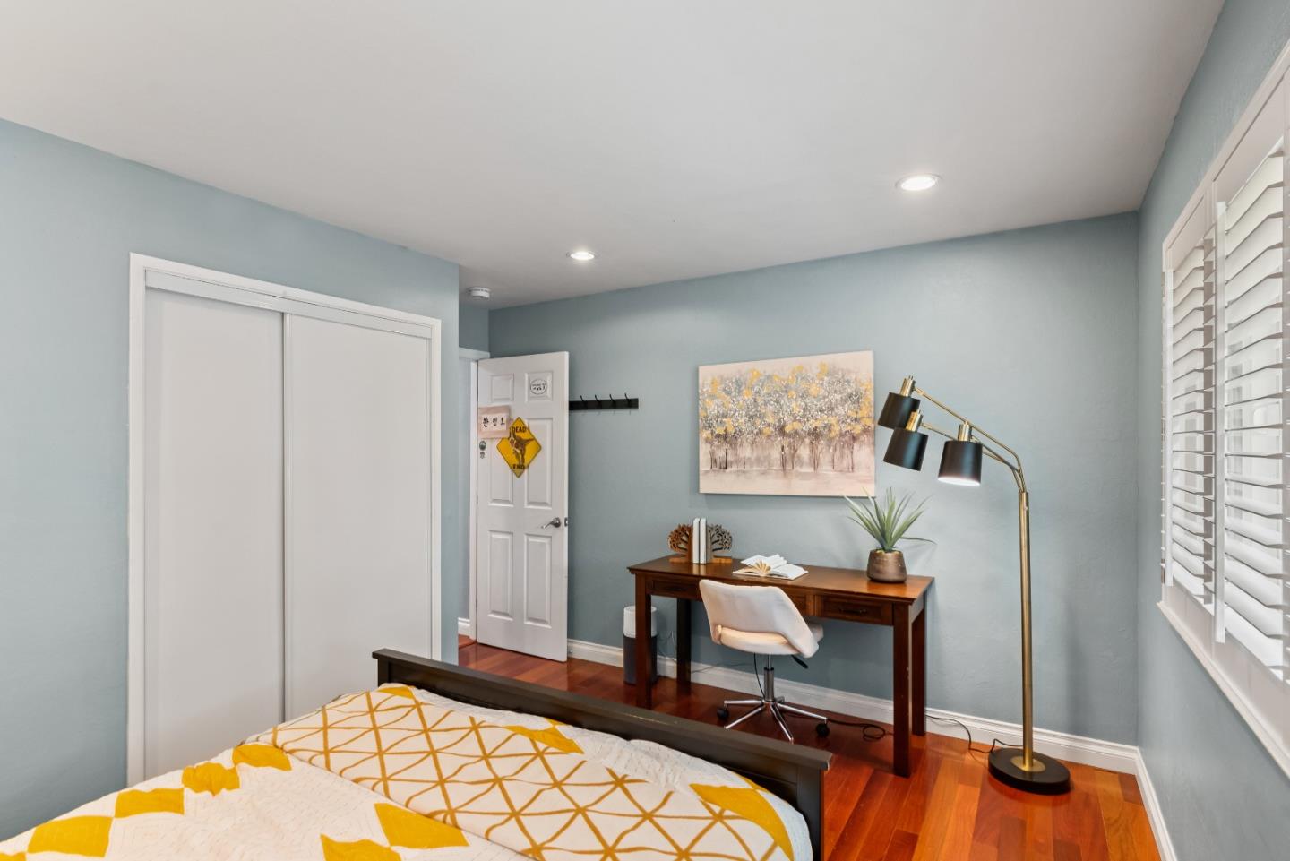 1110 Castleton Way Sunnyvale, CA 94087 - Photo 21 of 27 a workspace with furniture and window