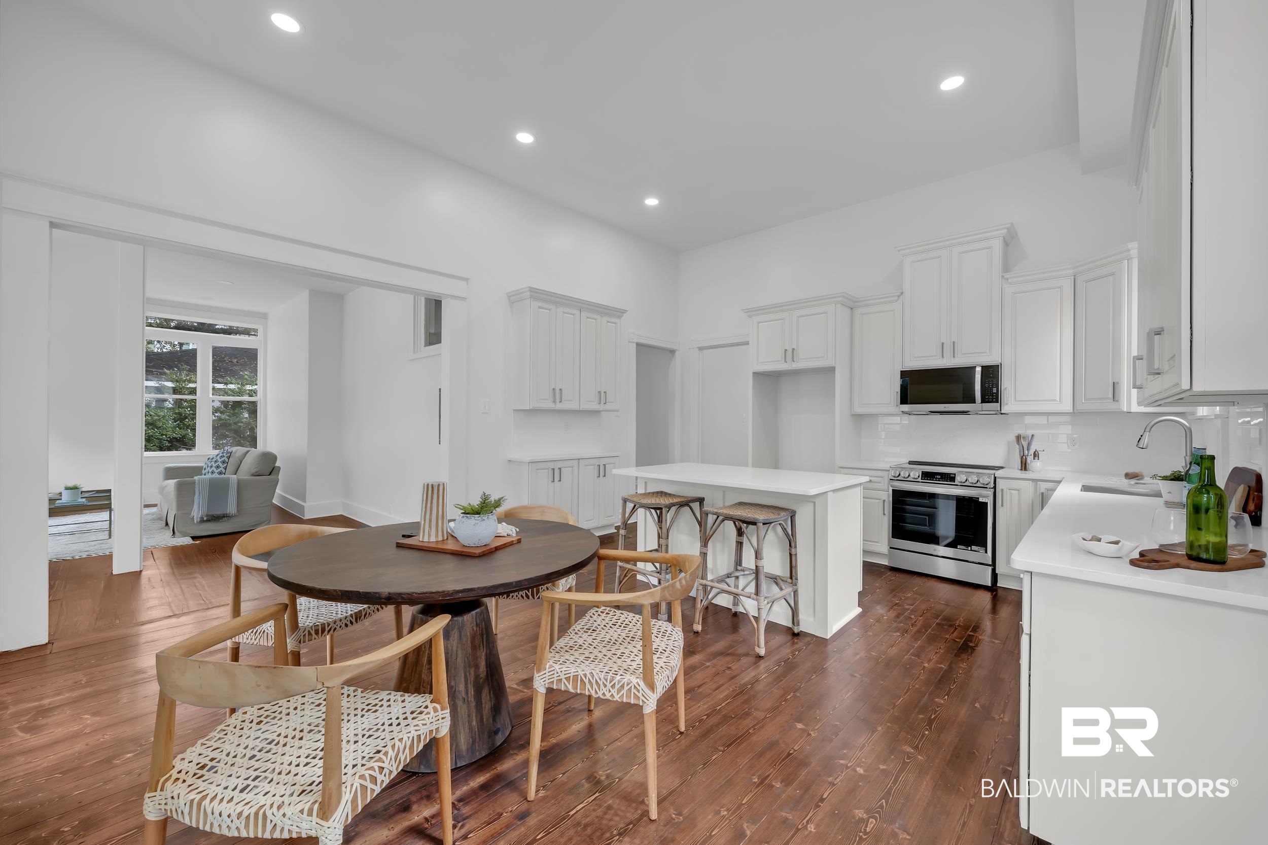 1662 Government Street Mobile, AL 36604 - Photo 11 of 33 Dining area featuring dark wood-style flooring and recessed lighting