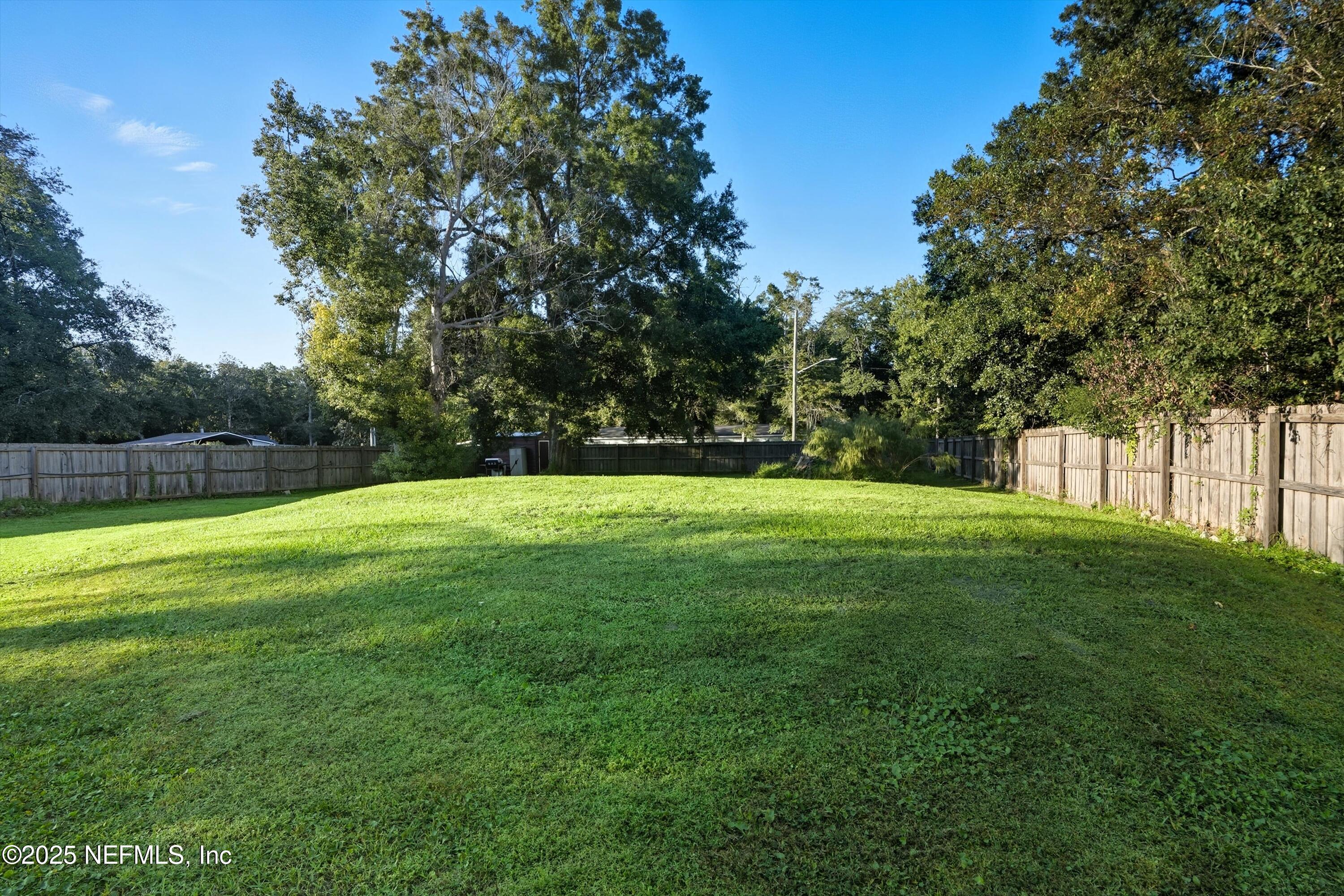 5761 Penny Lane Jacksonville, FL 32244 - Photo 4 of 21 22-Backyard