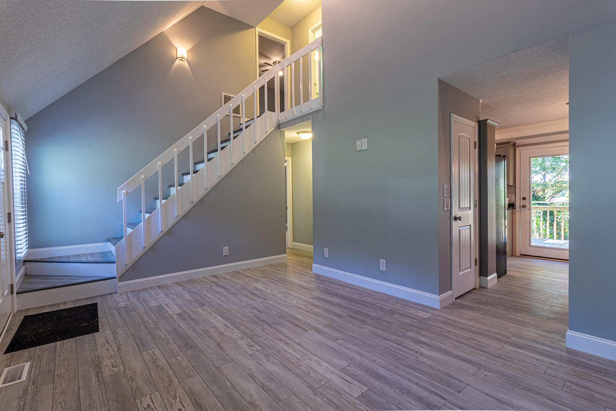 1673 Ridgeway Drive Kingsport, TN 37664 - Photo 8 of 25 8