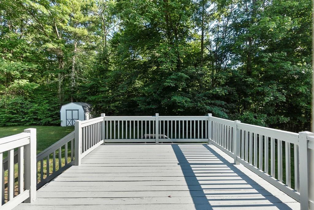 88 Whitins Road Sutton, MA 01590 - Photo 20 of 23