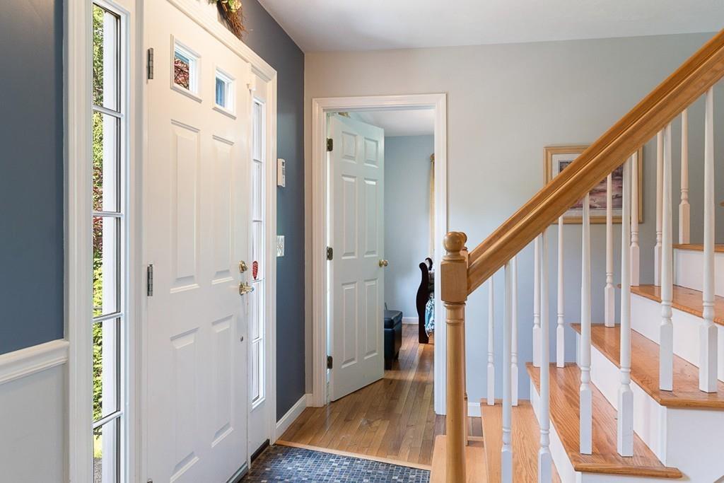 88 Whitins Road Sutton, MA 01590 - Photo 2 of 23