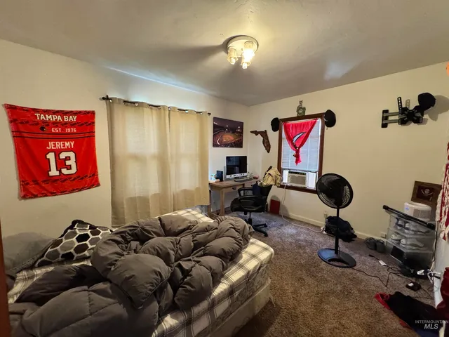 $300,000 | 120 9th Avenue North, Buhl, ID 83316