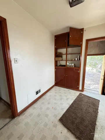 $300,000 | 120 9th Avenue North, Buhl, ID 83316