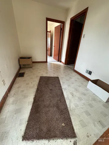 $300,000 | 120 9th Avenue North, Buhl, ID 83316