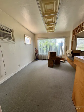 $300,000 | 120 9th Avenue North, Buhl, ID 83316