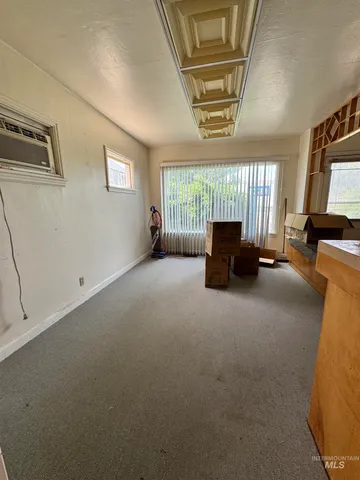 $300,000 | 120 9th Avenue North, Buhl, ID 83316