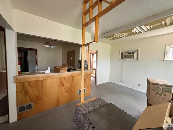 $300,000 | 120 9th Avenue North, Buhl, ID 83316