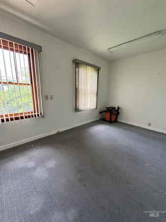 $300,000 | 120 9th Avenue North, Buhl, ID 83316