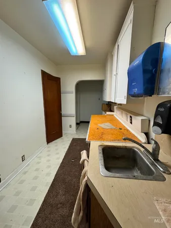 $300,000 | 120 9th Avenue North, Buhl, ID 83316