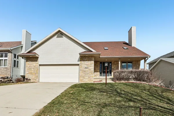 $720,000 | 9414 Whippoorwill Way, Middleton, WI 53562
