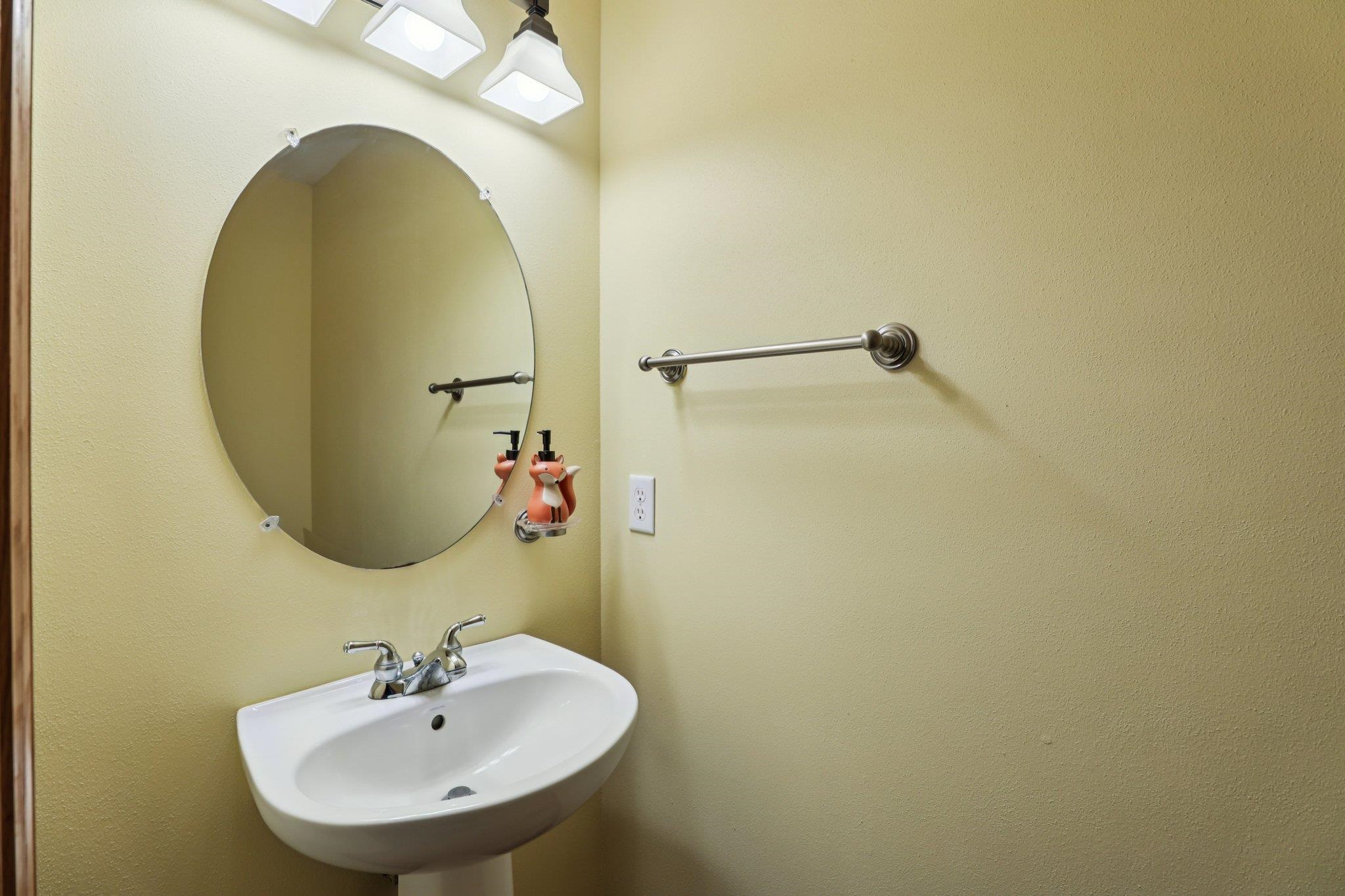 9414 Whippoorwill Way Middleton, WI 53562 - Photo 23 of 64