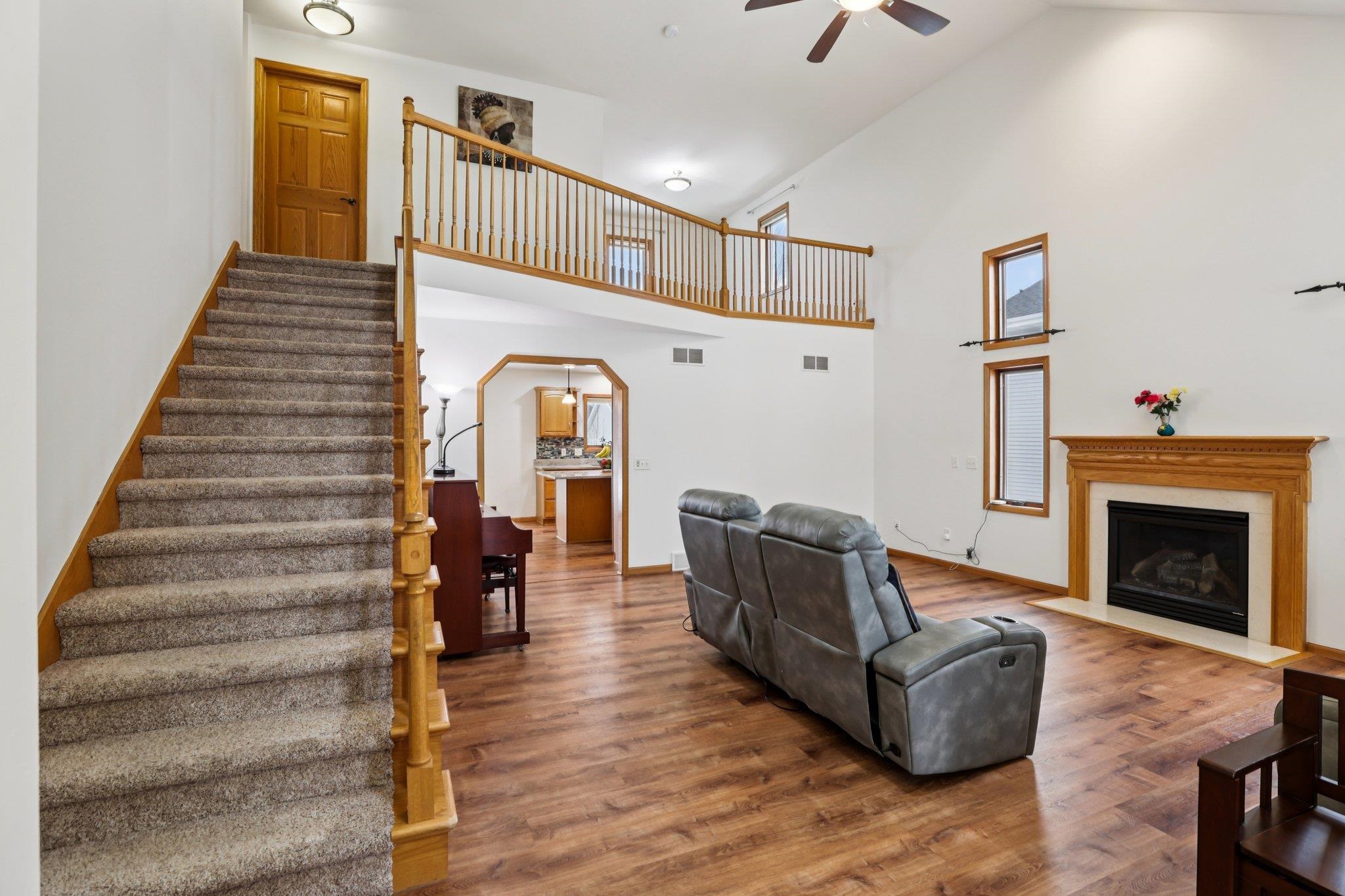 9414 Whippoorwill Way Middleton, WI 53562 - Photo 6 of 64