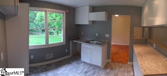314 Hunts Bridge Road Greenville, SC 29617 - Photo 3 of 14