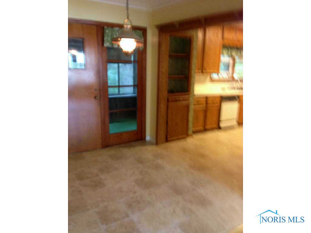 29456 Bates Road Perrysburg, OH 43551 - Photo 4 of 20 Gallery Image 4
