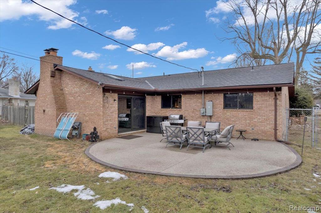 38855 Union Lake Road Clinton Township, MI 48036 - Photo 21 of 27 Gallery Image 21